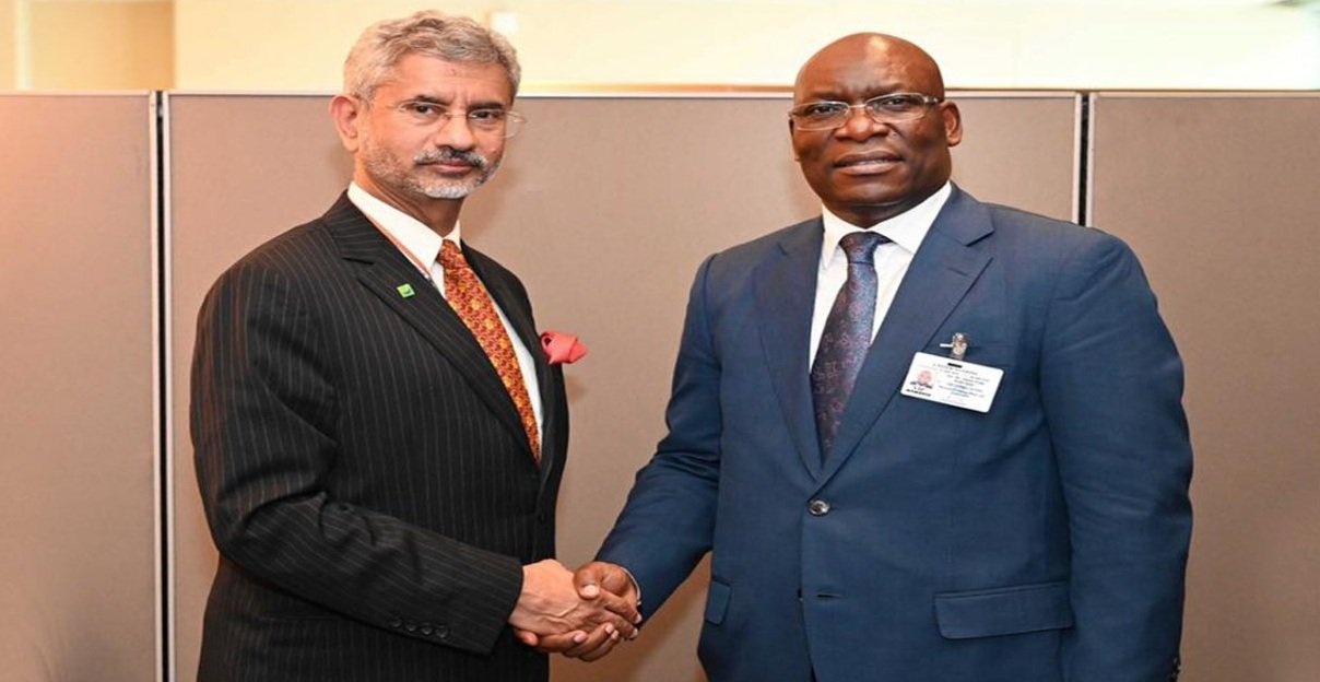 External Afairs Minister meets Simeón Oyono Esono Angue, Minister of Foreign Affairs and Cooperation Equatorial Guinea on the sidelines of UNGA