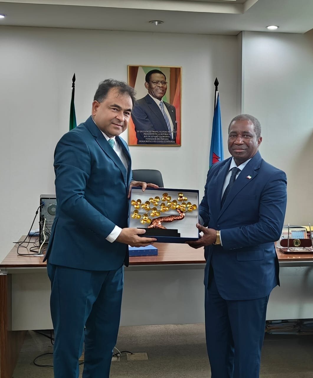 Ambassador Prashant Kumar Das called on H.E. Mr. Domingo Mba Esono Nsang, Minister Delegate for Hydrocarbons and Mining Development of the Republic of Equatorial Guinea on 03rd Nov. 2025 and discussed ways to strengthen bilateral cooperation in the fields of Hydrocarbons and Mining.