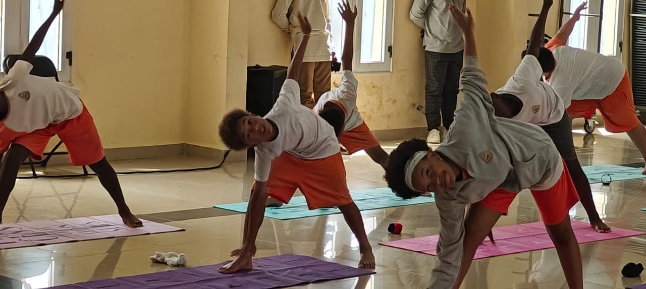 A guided Yoga Session was organized on May 20, 2026 in the Maria Cano Colegio to promote the Yoga on the occasion of 12th IDY, 2026