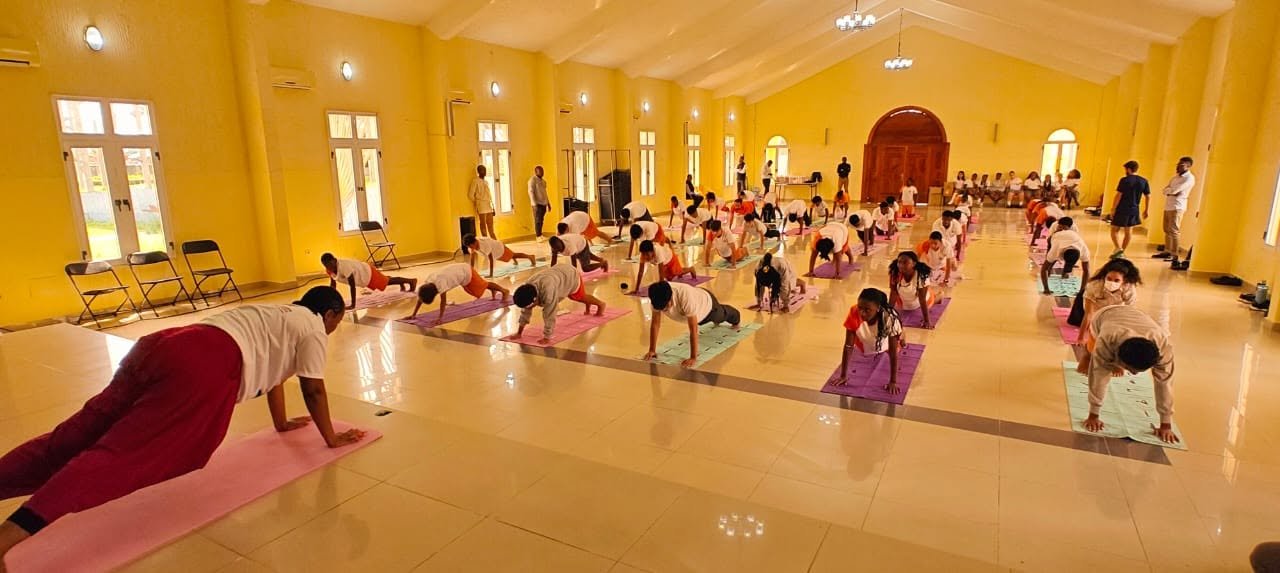 A guided Yoga Session was organized on May 20, 2026 in the Maria Cano Colegio to promote the Yoga on the occasion of 12th IDY, 2026